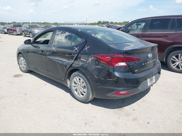 2019 HYUNDAI ELANTRA SE 3