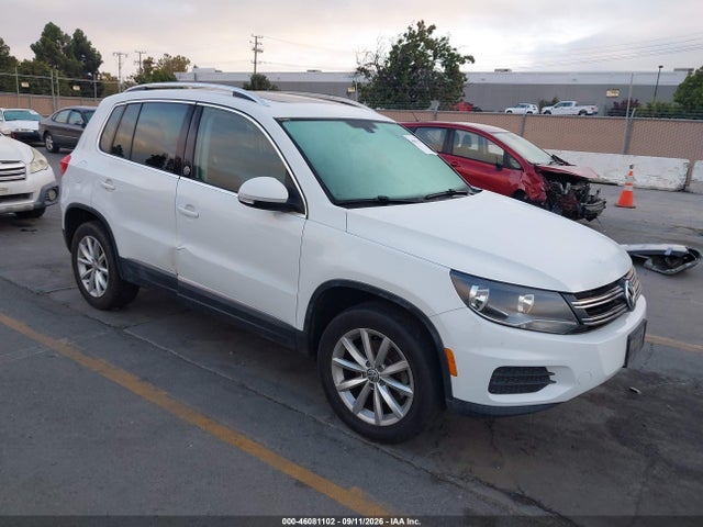 2017 VOLKSWAGEN TIGUAN WOLFSBURG