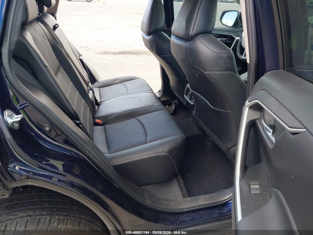 2023 TOYOTA RAV4 XLE PREMIUM 8