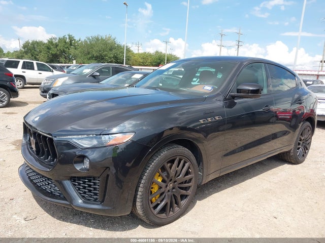 2022 MASERATI LEVANTE MODENA 2