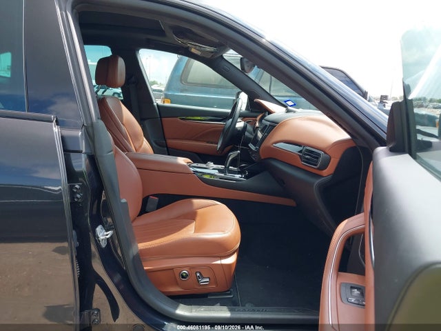 2022 MASERATI LEVANTE MODENA 5