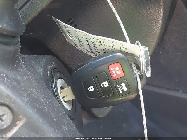 2019 TOYOTA COROLLA LE 11