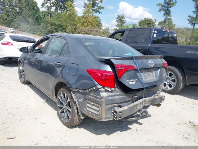 2018 TOYOTA COROLLA SE 3
