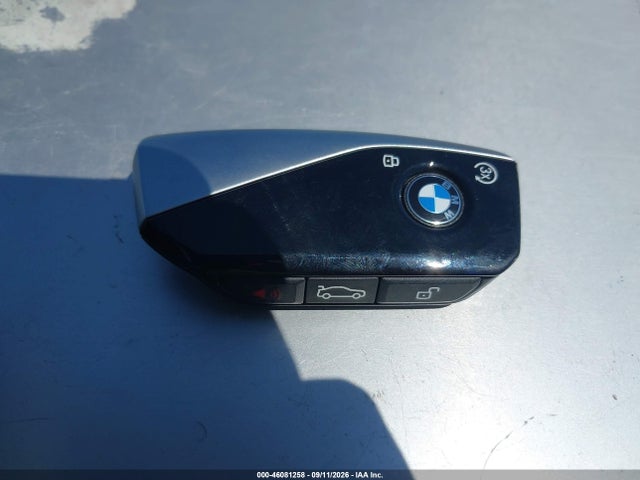 2025 BMW 740I 11