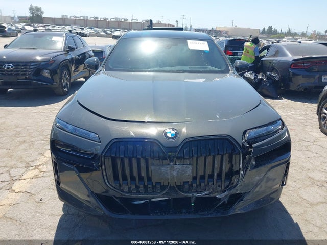 2025 BMW 740I 12