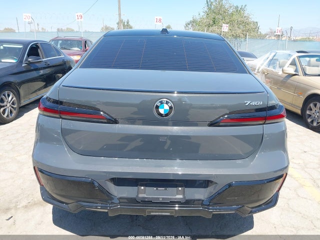 2025 BMW 740I 16
