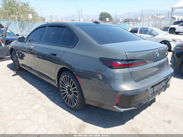 2025 BMW 740I 3