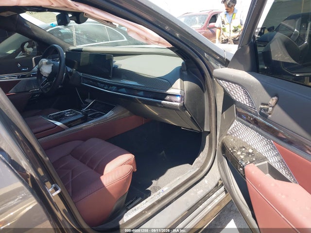2025 BMW 740I 5
