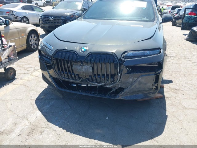 2025 BMW 740I 6