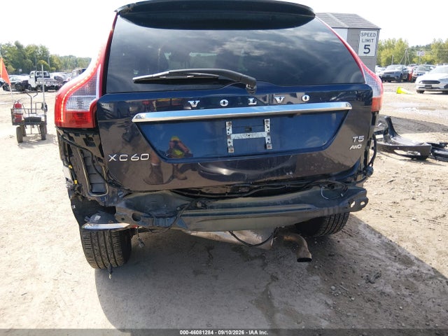 2017 VOLVO XC60 T5 INSCRIPTION 6