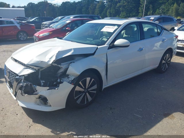 2021 NISSAN ALTIMA SL INTELLIGENT AWD 2