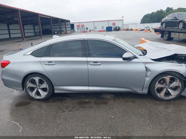 2018 HONDA ACCORD TOURING 13