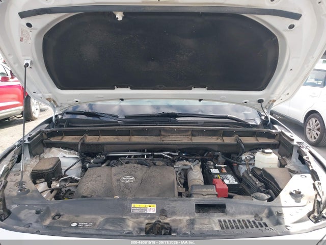 2022 TOYOTA HIGHLANDER XLE 10