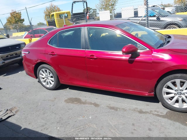 2020 TOYOTA CAMRY LE 13