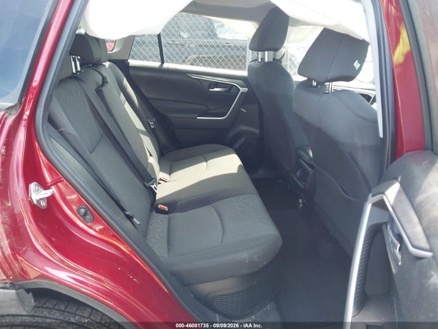 2022 TOYOTA RAV4 HYBRID XLE 8