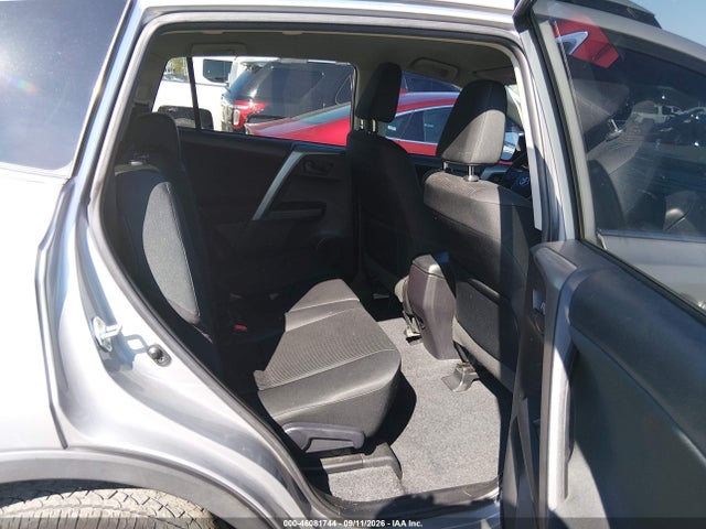 2017 TOYOTA RAV4 LE 8