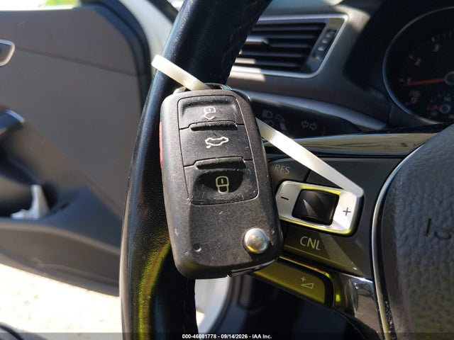 2017 VOLKSWAGEN PASSAT 1.8T SE 11
