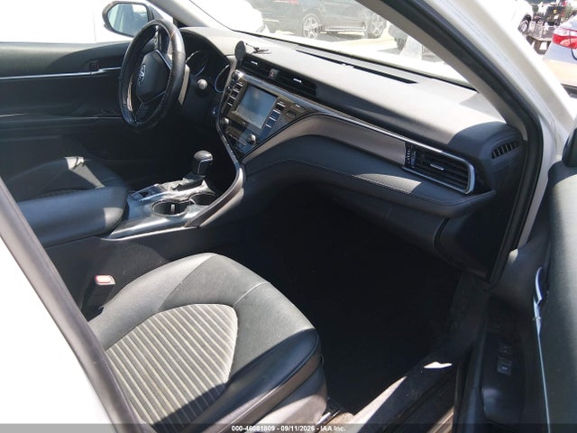 2020 TOYOTA CAMRY SE HYBRID 5