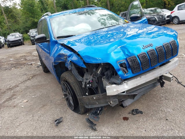 2023 JEEP CHEROKEE ALTITUDE LUX 4X4 6