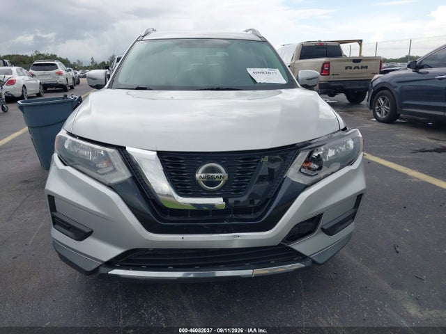2018 NISSAN ROGUE SV 12