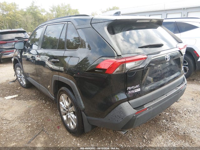 2021 TOYOTA RAV4 XLE PREMIUM 3