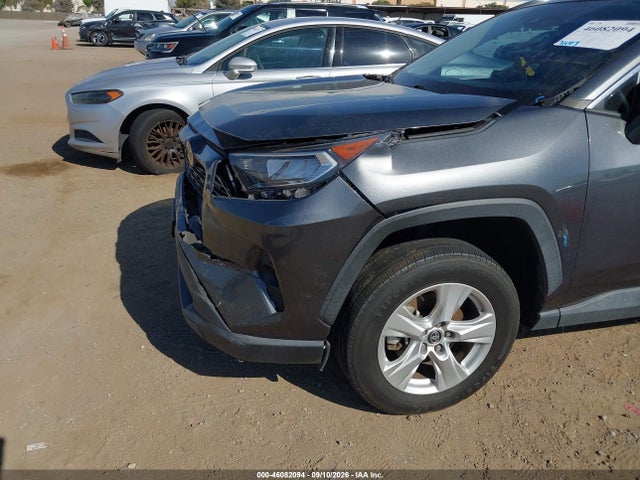2021 TOYOTA RAV4 XLE 20