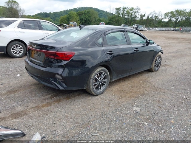 2023 KIA FORTE LXS 4