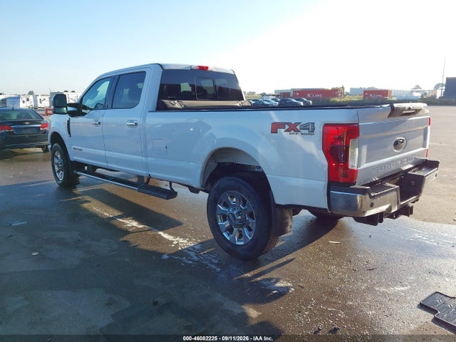 2019 FORD F-350 LARIAT 3