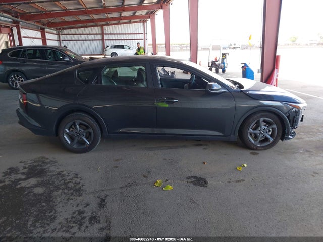 2025 KIA K4 LXS 13