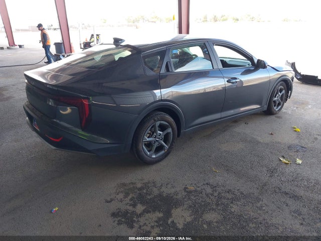2025 KIA K4 LXS 4