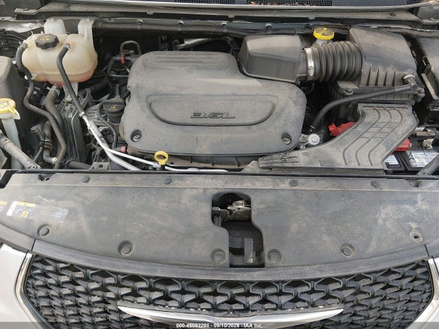 2022 CHRYSLER PACIFICA LIMITED AWD 10