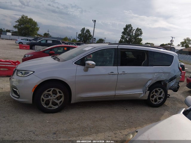 2022 CHRYSLER PACIFICA LIMITED AWD 14