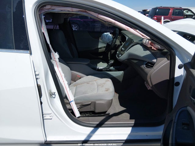 2022 CHEVROLET MALIBU FWD LT 5