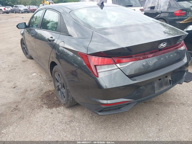 2022 HYUNDAI ELANTRA SEL 3
