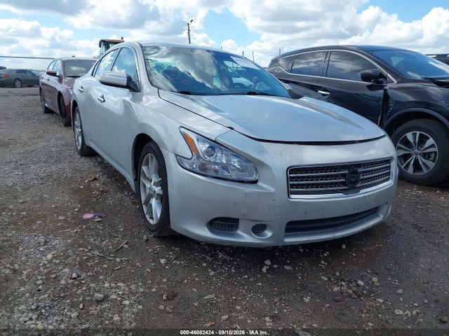 2010 NISSAN MAXIMA 3.5 S