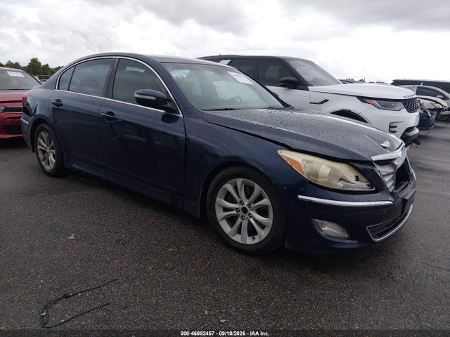2013 HYUNDAI GENESIS 3.8