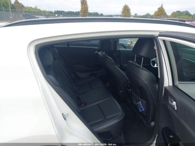 2022 KIA SPORTAGE EX 8