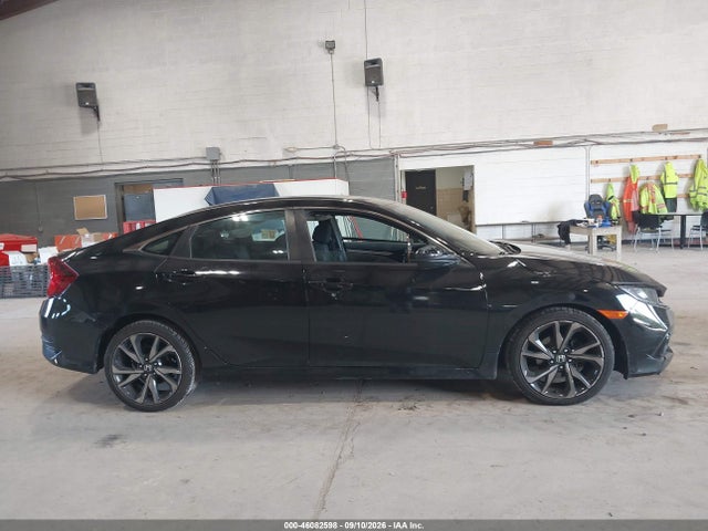 2019 HONDA CIVIC SPORT 13