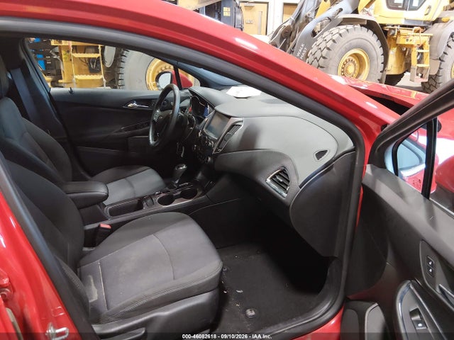 2017 CHEVROLET CRUZE LT AUTO 5
