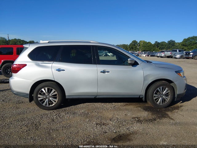 2019 NISSAN PATHFINDER S 13