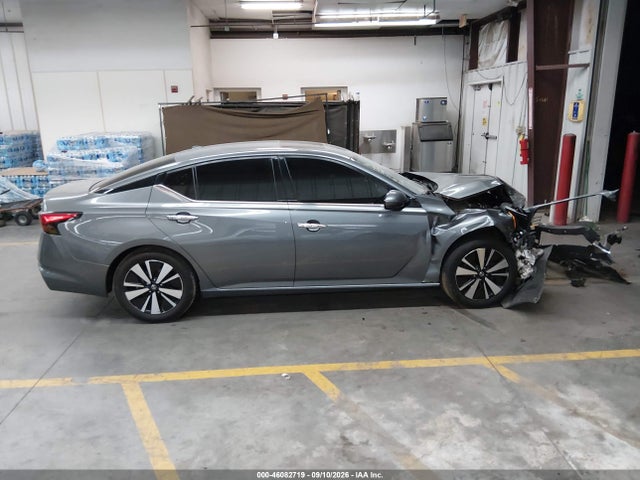 2020 NISSAN ALTIMA SL FWD 14