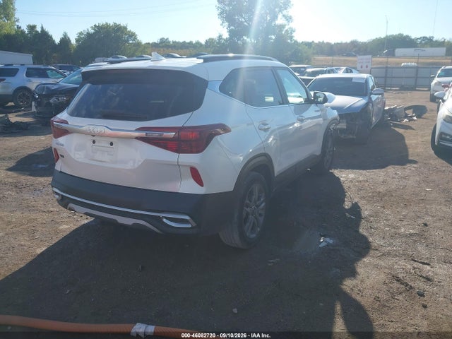2023 KIA SELTOS S 4