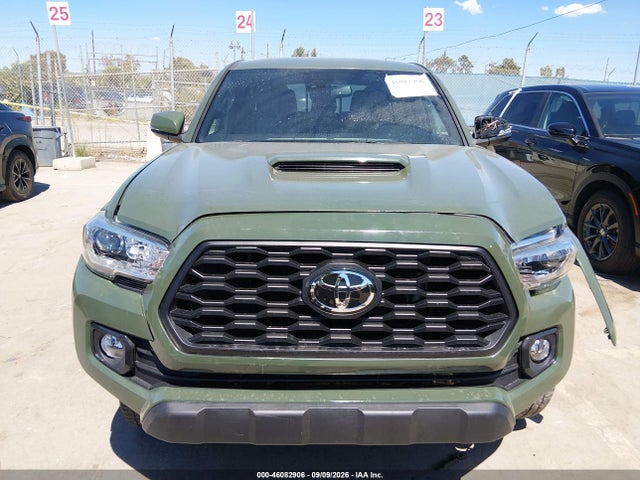 2021 TOYOTA TACOMA TRD SPORT 12