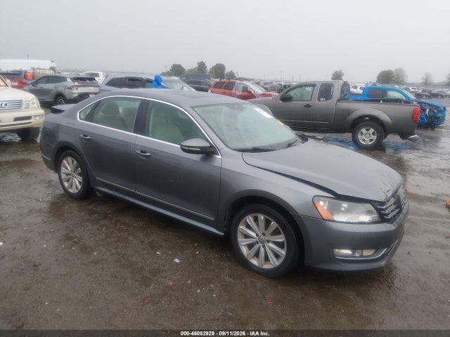 2012 VOLKSWAGEN PASSAT 2.5L SEL PREMIUM