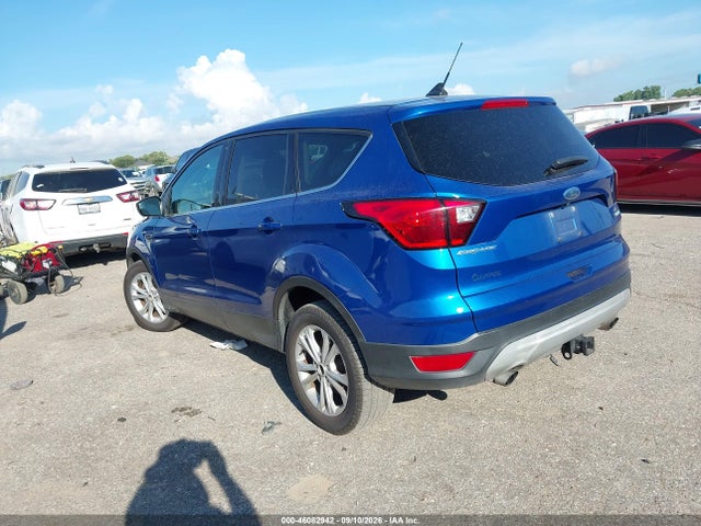 2019 FORD ESCAPE SE 3