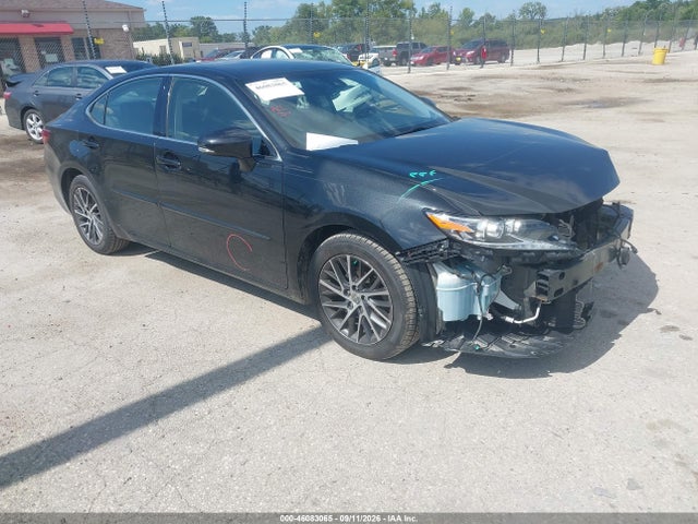 2016 LEXUS ES 