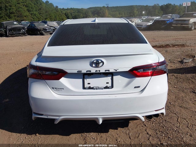 2022 TOYOTA CAMRY SE 16