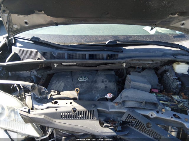 2017 TOYOTA SIENNA XLE 8 PASSENGER 10
