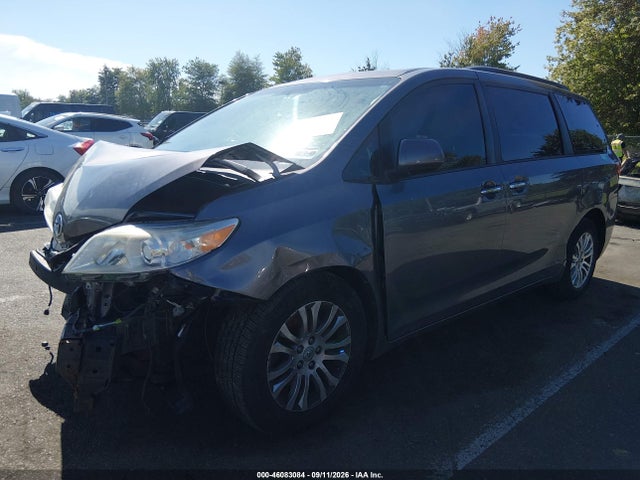 2017 TOYOTA SIENNA XLE 8 PASSENGER 2