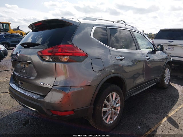 2017 NISSAN ROGUE SV 4